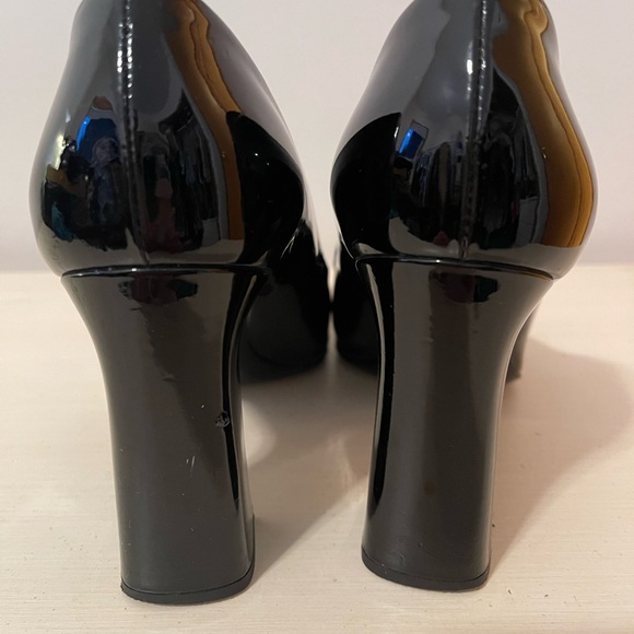 Louis Vuitton Black Heels with Gold Accent - Picture 3 of 5